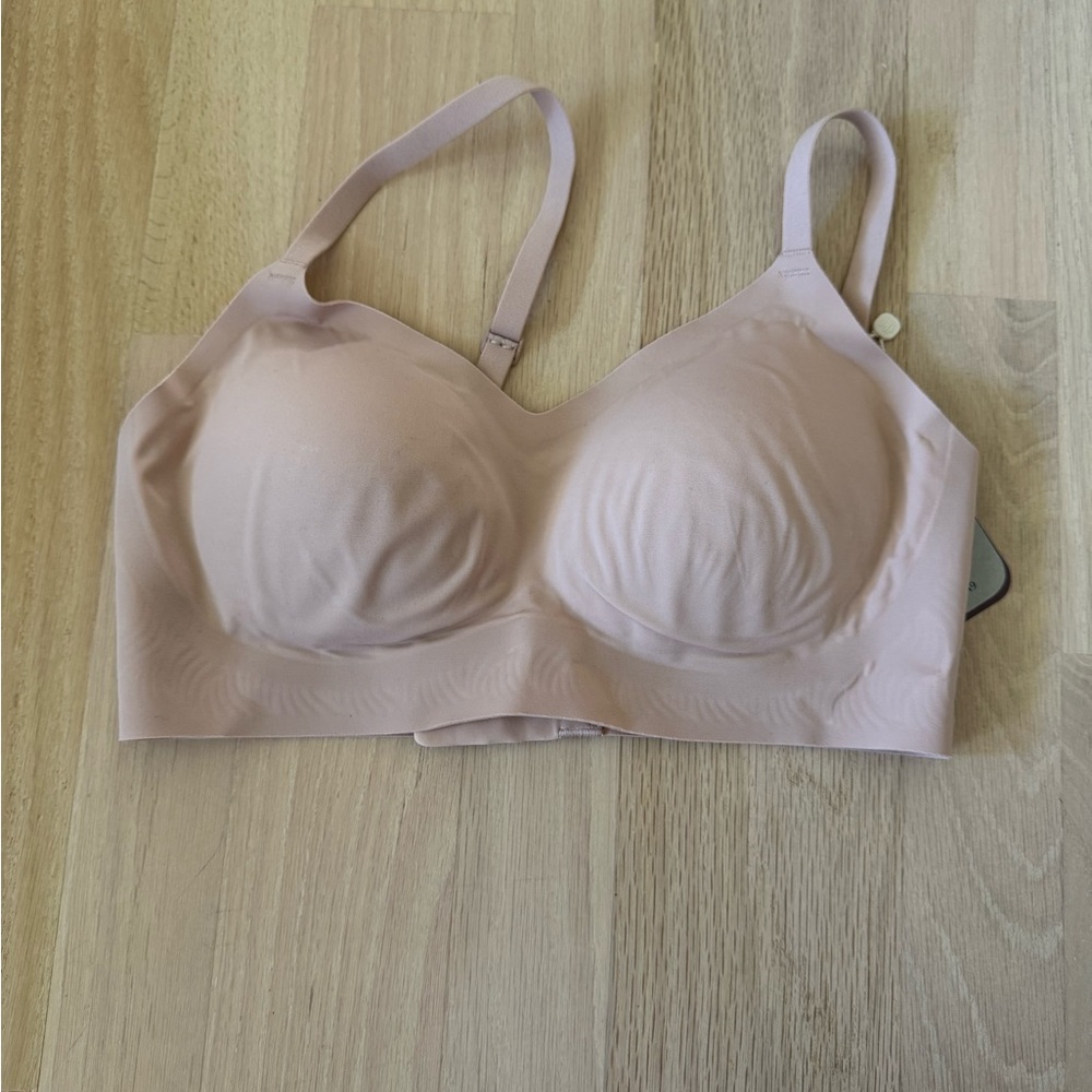 Neiwai Barely Zero Fixed Cup Clasp Bra - XS-S / Treacly Almond Bra